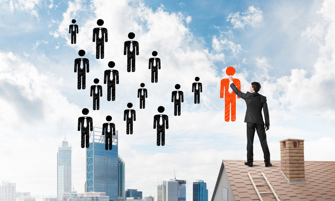 年轻的商人,房子顶上